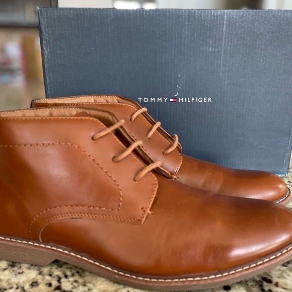 Tommy Hilfiger Men's Brown Leather Boots - Picture 1 of 4